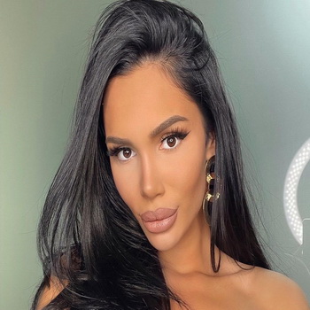 Paloma Miteva Biography