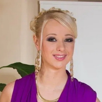 Rachel La Rouge Biography