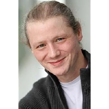 Aaron Brown - Age, Bio, Birthdate, Family, Networth & More