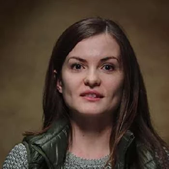 Abbie Davis - Age, Bio, Birthdate, Family, Networth & More