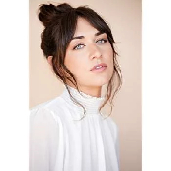 Abbie Jenkins - Age, Bio, Birthdate, Family, Networth & More