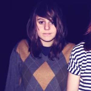 Jess Abbott - Family, Bio, Birthday, Family, Income & More