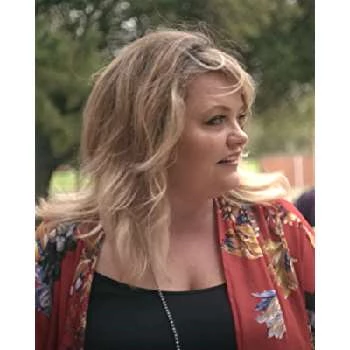 Abby Hoeffner Biography