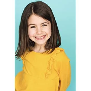 Abby Villasmil - Age, Bio, Birthdate, Family, Networth & More
