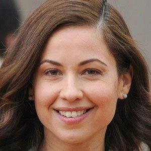 Raya Abirached - Wiki, Bio, Birthdate, Networth, Family & More