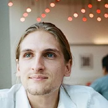 Ace Vaptsarov - Age, Bio, Birthdate, Family, Networth & More