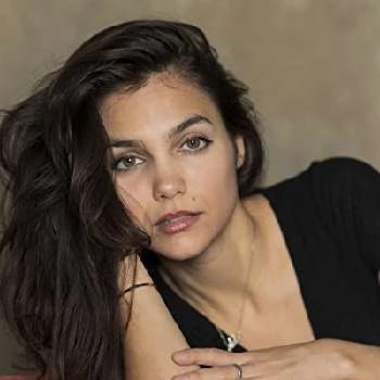 Ada Pasternak - Age, Bio, Birthdate, Family, Networth & More