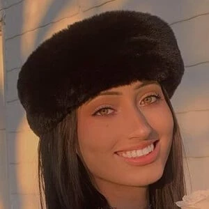 Ashlyn Adams - Biography, Birthday, Wiki, Family, Networth & More