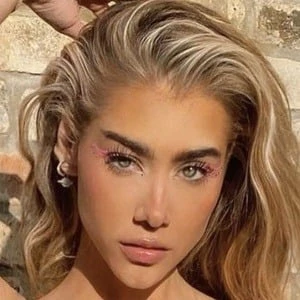 Kirsty Belle Addison - Height, Bio, Wiki, Family, Birthplace, Networth & More