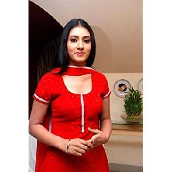 Additi Gupta - Networth, Bio, Birthdate, Age, Family & More