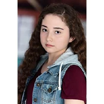 Adriana Iglesias - Age, Bio, Birthdate, Family, Networth & More