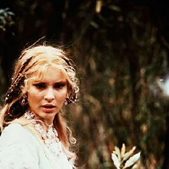 Adriana Tarábková - Biography, Birthday, Wiki, Family, Networth & More