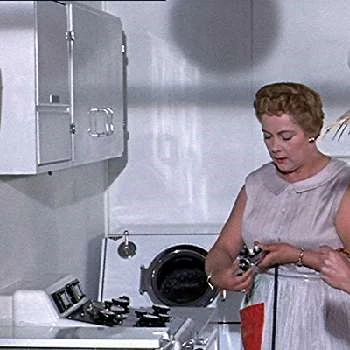 Adrienne Servantie - Bio, Networth, Family, Age, Birthdate & More