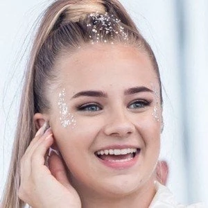 Katya Adushkina - Age, Wiki, Birthdate, Bio, Networth, Family & More