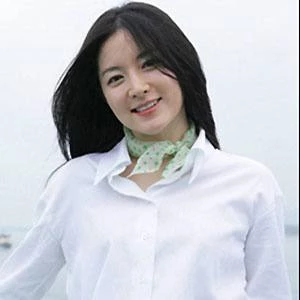 Lee Young-ae - Family, Bio, Wiki, Dat of Birth, Networth & More