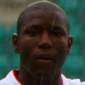Benik Afobe Biography