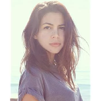 Agina Alvarez - Age, Bio, Birthdate, Family, Networth & More