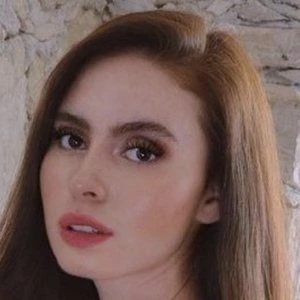 Nicole Aguilar - Age, Bio, Birthdate, Family, Networth & More