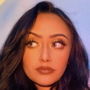 Henna Ahmed - Age, Height, Birthdate, Family, Wiki & More