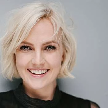 Ainslie Clouston - Age, Bio, Birthdate, Family, Networth & More