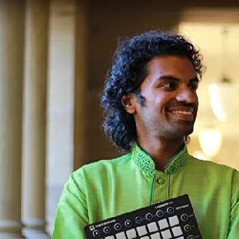 Aks - Age, Bio, Birthdate, Family, Networth & More