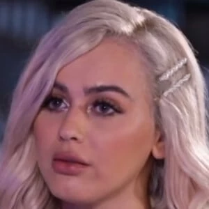 Shajarat Al-Durr - Age, Bio, Birthdate, Family, Networth & More