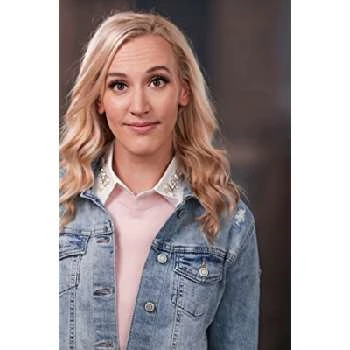 Alaina Wis - Age, Bio, Birthdate, Family, Networth & More