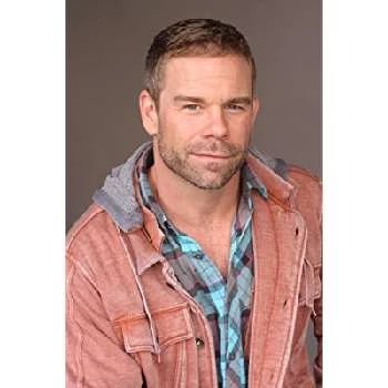 Alan Luxmore Biography