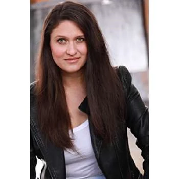 Alariza Nevarez - Age, Bio, Birthdate, Family, Networth & More