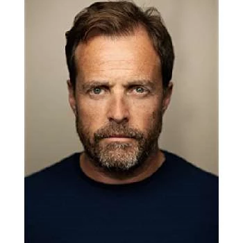 Alasdair Harvey Biography