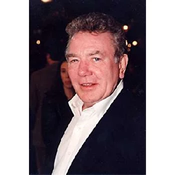 Albert Finney - Adderess, Bio, Birthdate, Family, Wiki & More