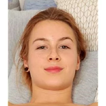 Alecia Fox - Wiki, Bio, Birthdate, Networth, Family & More