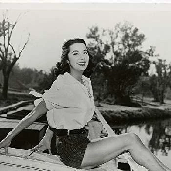 Alena Murray - Age, Wiki, Birthdate, Bio, Networth, Family & More