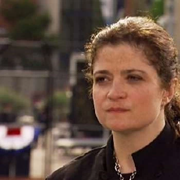 Alex Guarnaschelli - Networth, Bio, Birthdate, Age, Family & More