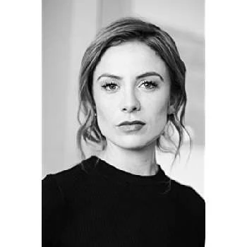 Alex McKenna Biography