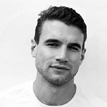 Alex Russell Biography