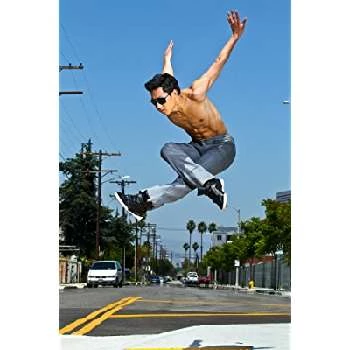 Alex Wong Biography