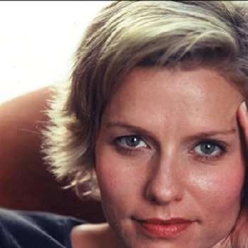 Alexa Fischer - Age, Bio, Birthdate, Family, Networth & More