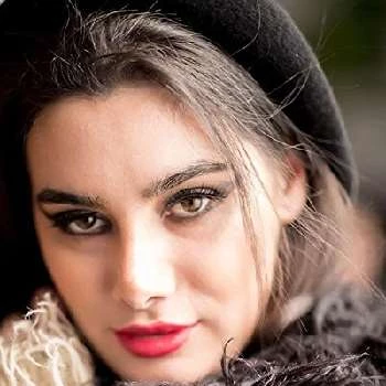 Alexa Modugno - Age, Bio, Birthdate, Family, Networth & More