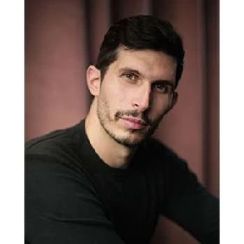 Alexander Devrient - Age, Bio, Birthdate, Family, Networth & More