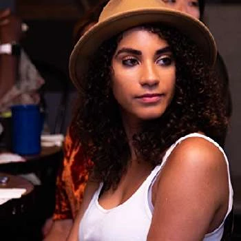 Alexandra Miller - Age, Bio, Birthdate, Family, Networth & More