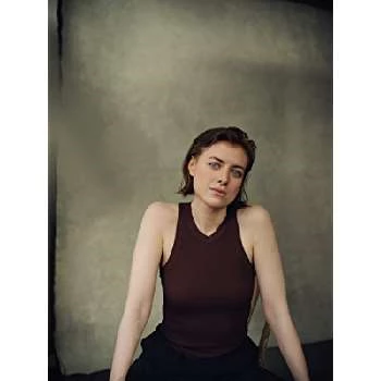 Alexandra Moloney - Age, Bio, Birthdate, Family, Networth & More