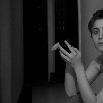 Alexandra Warrick - Age, Bio, Birthdate, Family, Networth & More