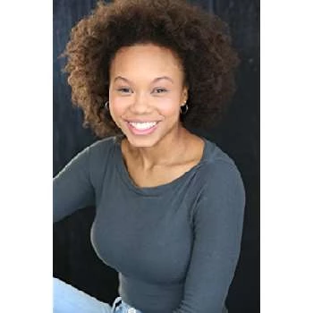 Alexis Holt - Networth, Bio,Birthdate, Family, Wiki & More