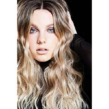 Alexis M Rose - Age, Bio, Birthdate, Family, Networth & More