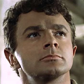 Alfredo Alaria - Age, Bio, Birthdate, Family, Networth & More