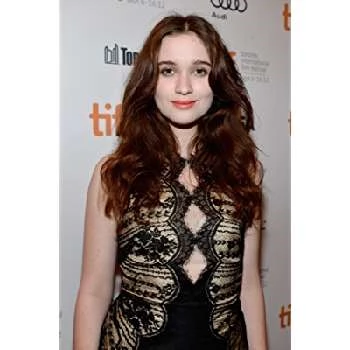 Alice Englert - Family, Bio, Birthdate,Age, Networth , Wiki& More