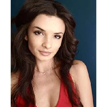 Alice Greczyn - Biography, Birthdate, Family, Networth & More