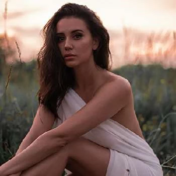Alicia Dea Josipovic Biography