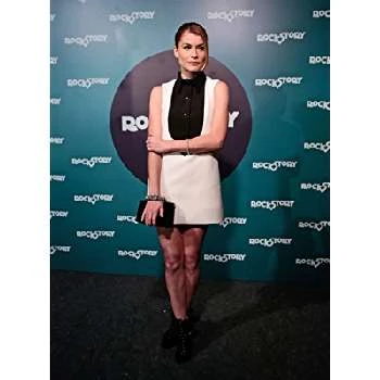 Alinne Moraes Biography